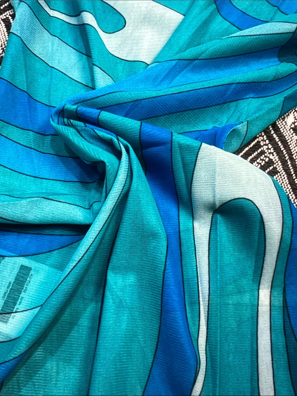 Emilio Pucci Turquoise and Teal Swirl Long Sleeve Top Size S - Picture 4 of 9